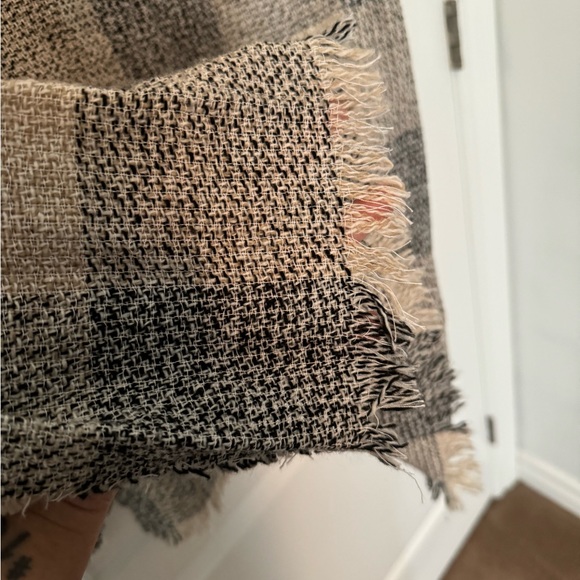 Scarf - Picture 2 of 2